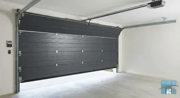 Секционные ворота